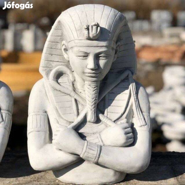 Egyiptomi Fáraó szobrok