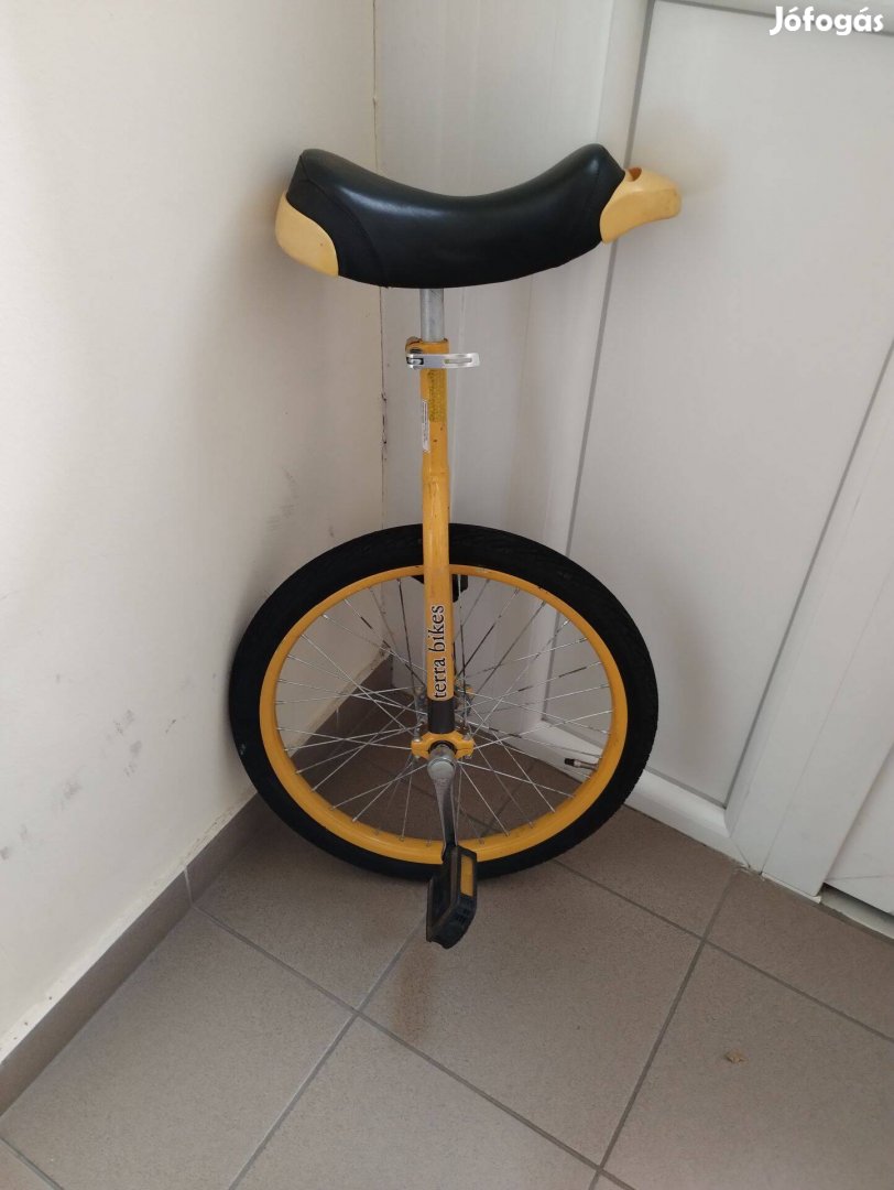 Egykerkű kerékpár monocikli