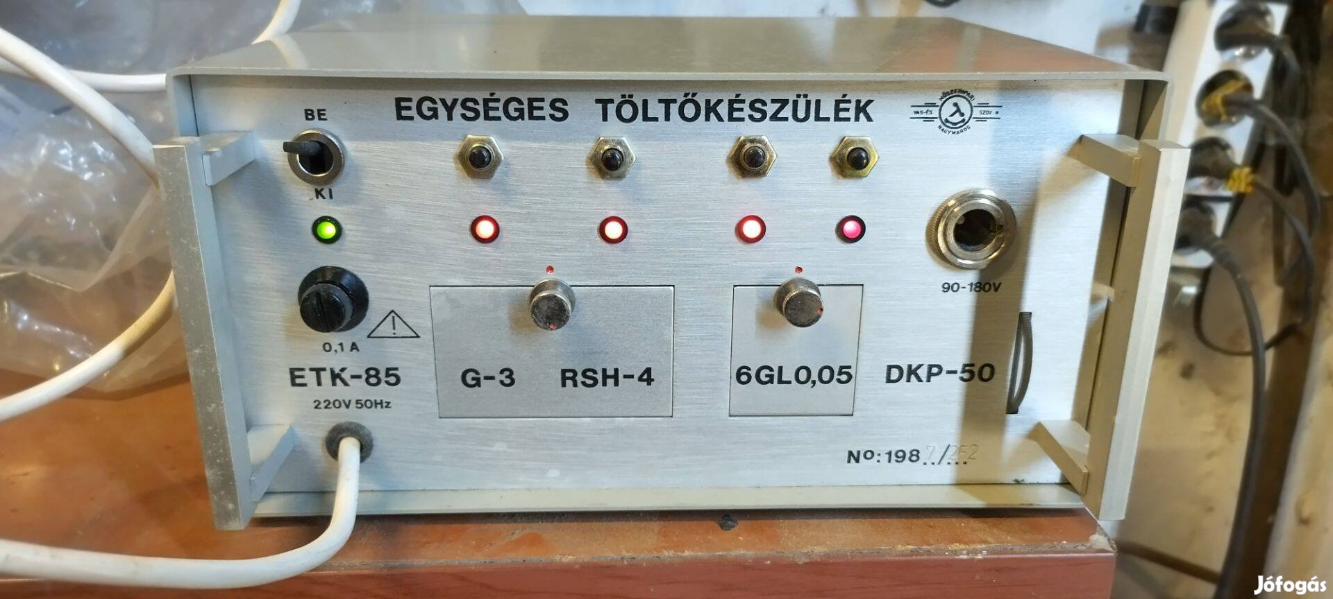 Egységes töltőkészülék