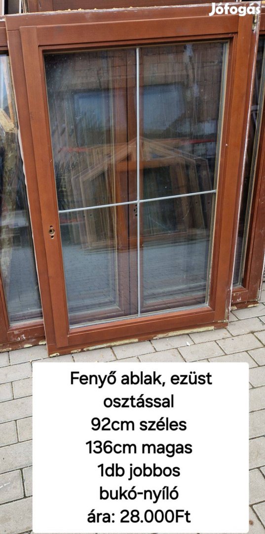 Egyszárnyú fenyő ablak 92*136