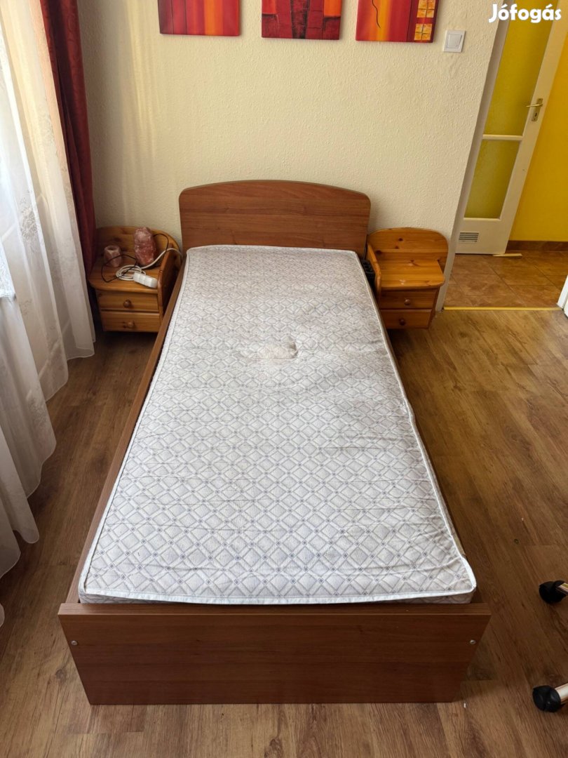 Egyszemélyes ágy