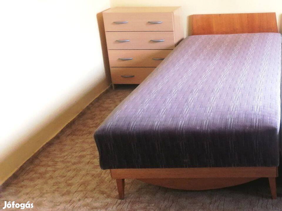 Egyszemélyes ágy eladó Zalaegerszegen