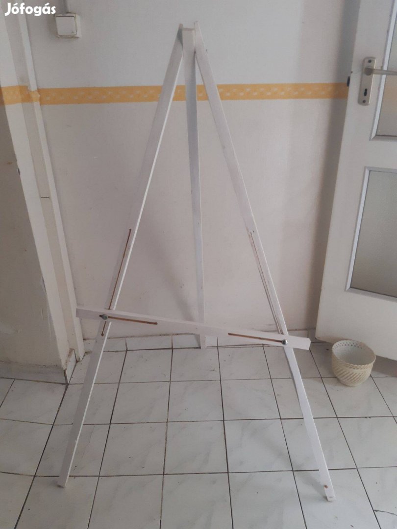 Egyszerű összecsukható festőállvány 122cm magas szétnyitva