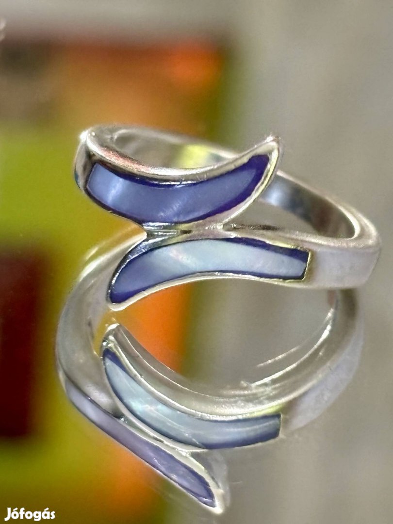 Egyszerűen szép ezüst gyűrű, gyöngyház berakással