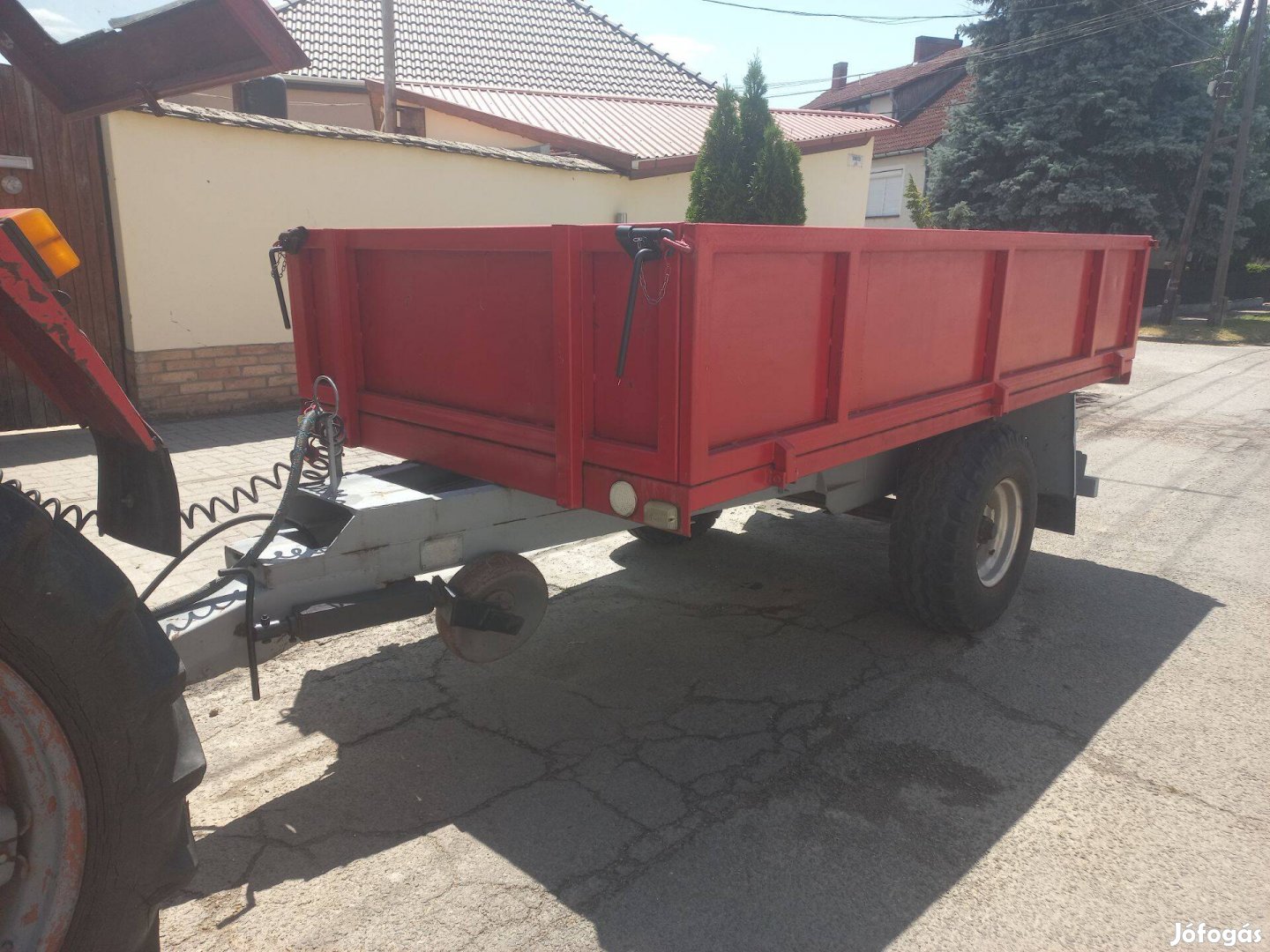 Egytengelyes pótkocsi t-25,MTZ után