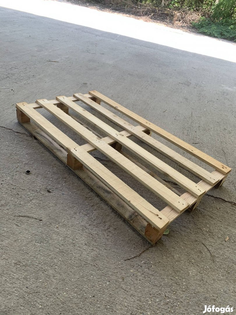 Egyutas raklapok 127,5x71cm