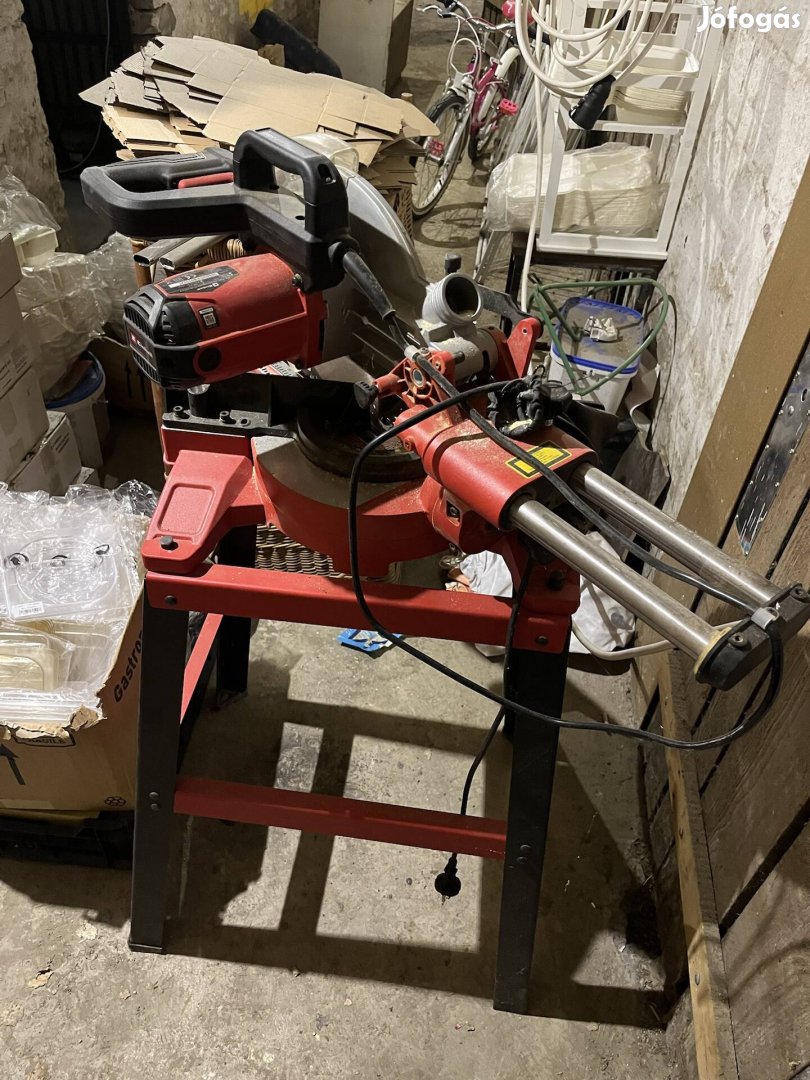 Einhell TC-SM 2531/2 U csúszó gérvágó fűrész