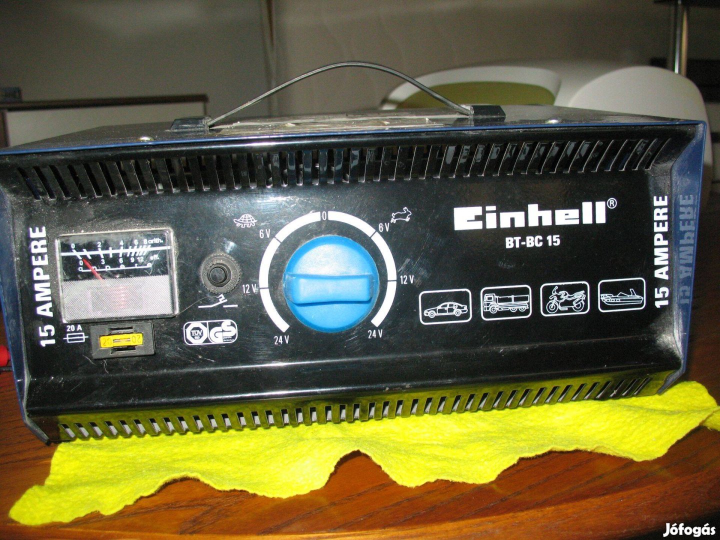 Einhell akkumulátor töltő eladó
