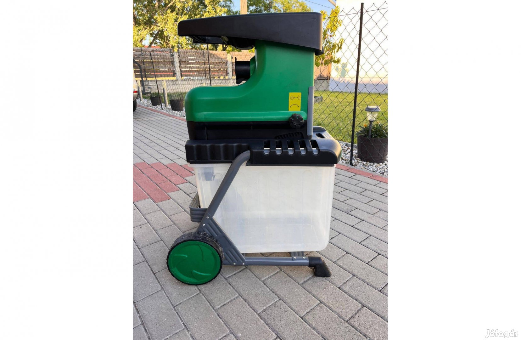 Einhell behúzóhengeres ágdaráló ágaprító 2800Watt csendes müködés