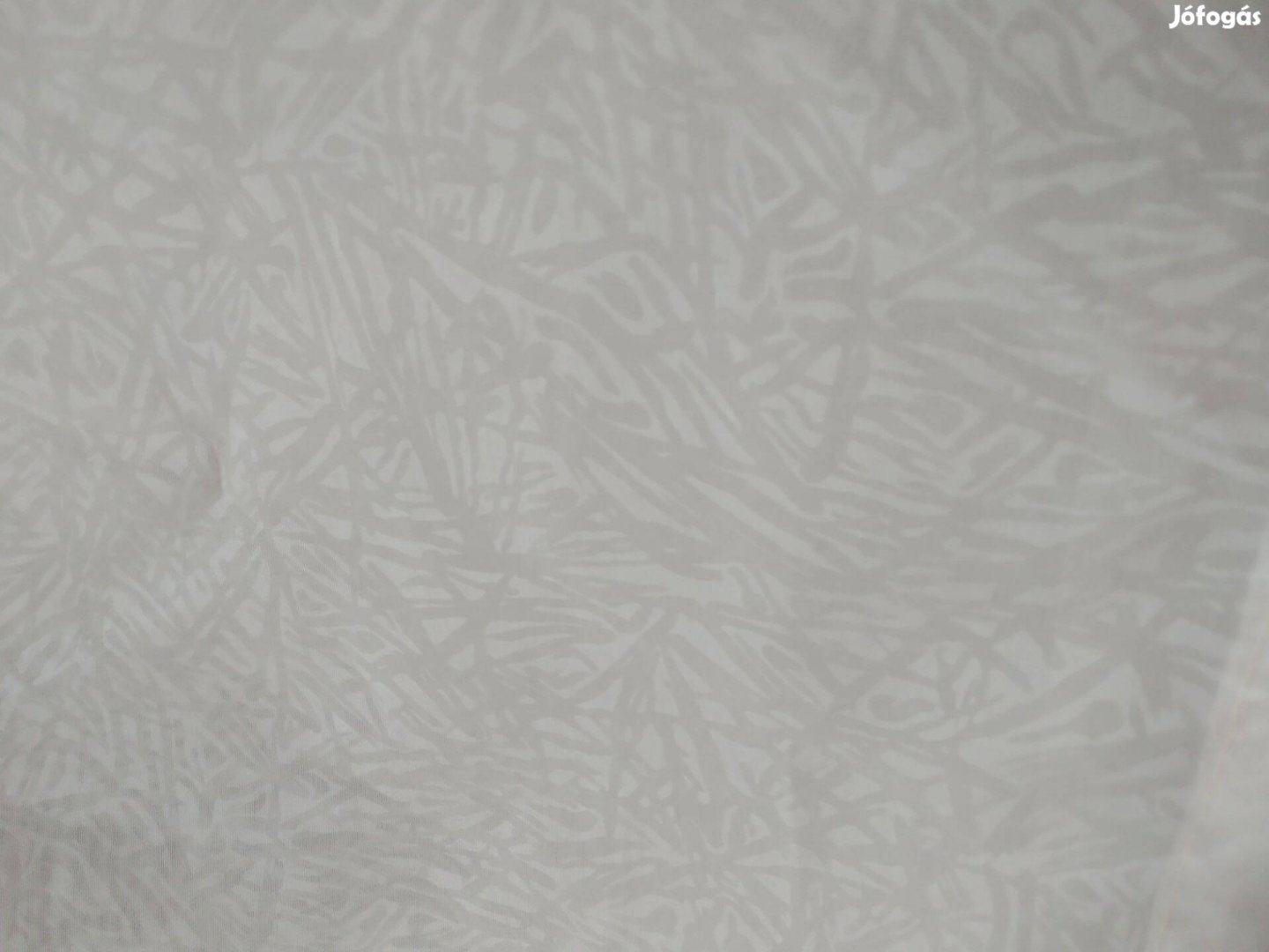 Ekrü rövid függöny