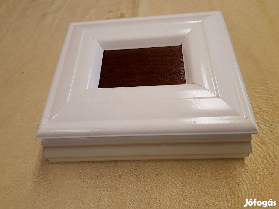 Ékszertartó ládika