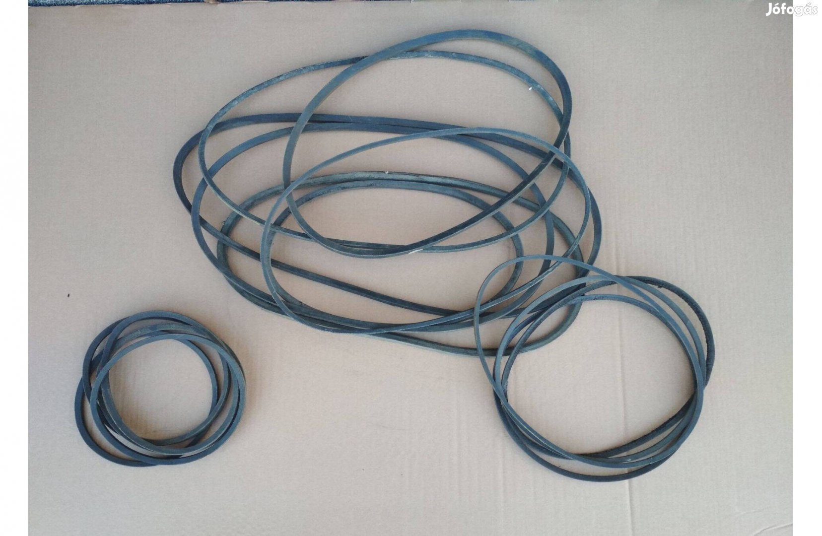 Ékszíjak több méretben , 20 db