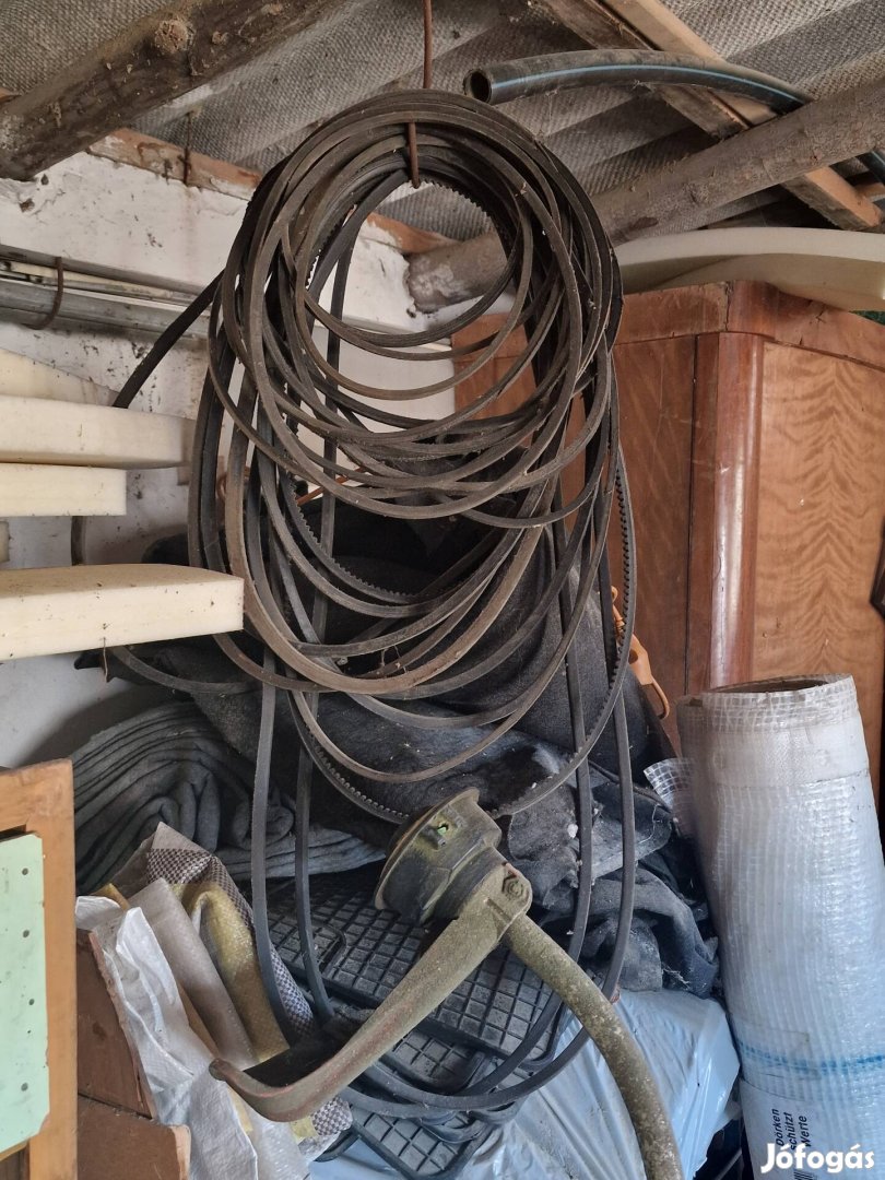 Ékszijak több méretben, nagyon sok egyben