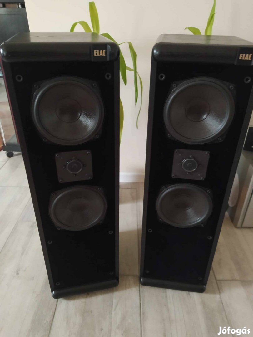 Elac EL-130 minőségi,3 utas bass reflex hangfalpár