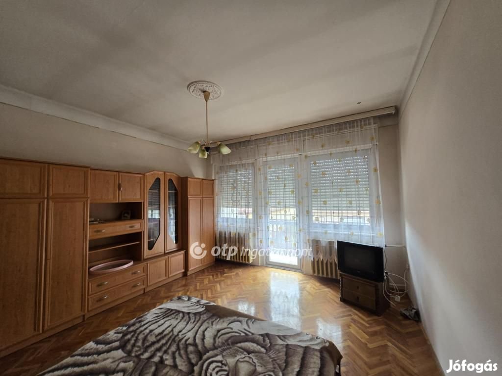 Eladó 110 nm-es ház Domoszló