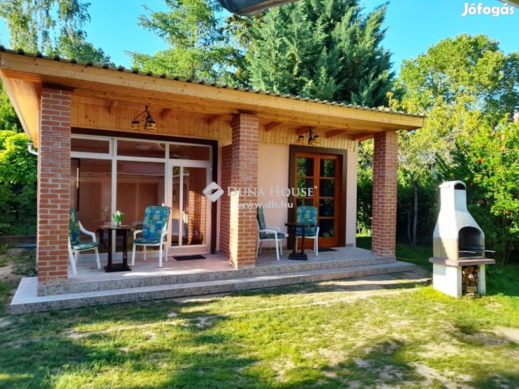 Eladó 112 nm-es ház Zamárdi