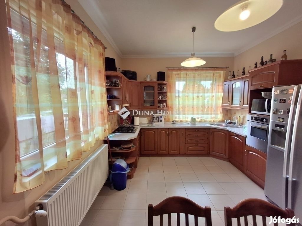 Eladó 116 nm-es ház Debrecen