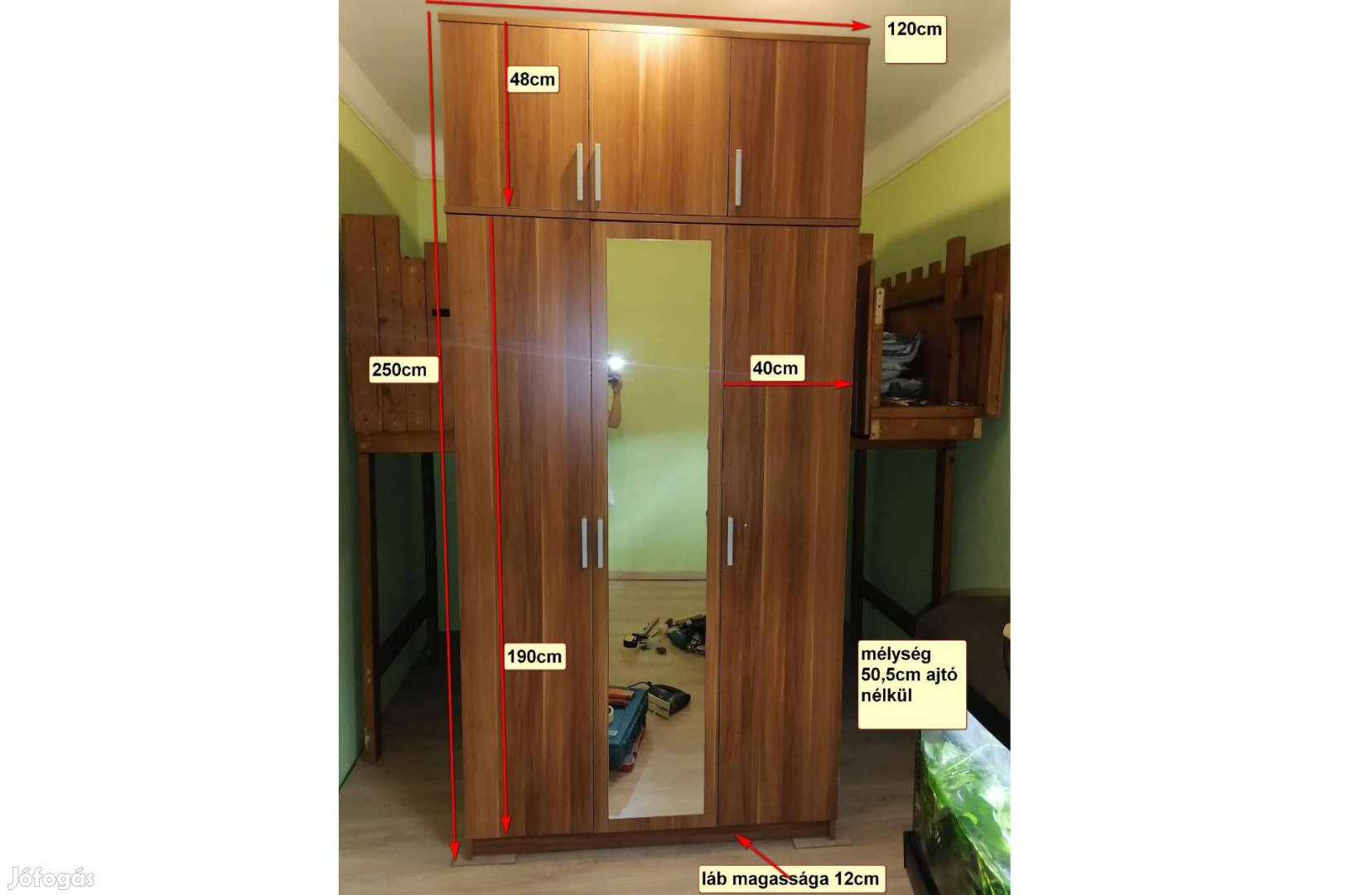 Eladó 120*250cm-es ruhásszekrény/előszoba szekrény!