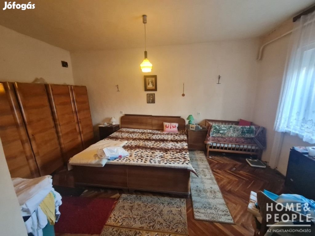 Eladó 120 nm-es Felújítandó Családi ház Hódmezővásárhely