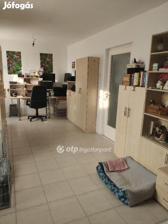 Eladó 120 nm-es lakás Szigethalom