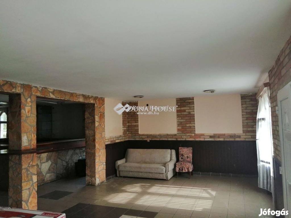 Eladó 127 nm-es ház Kisbér