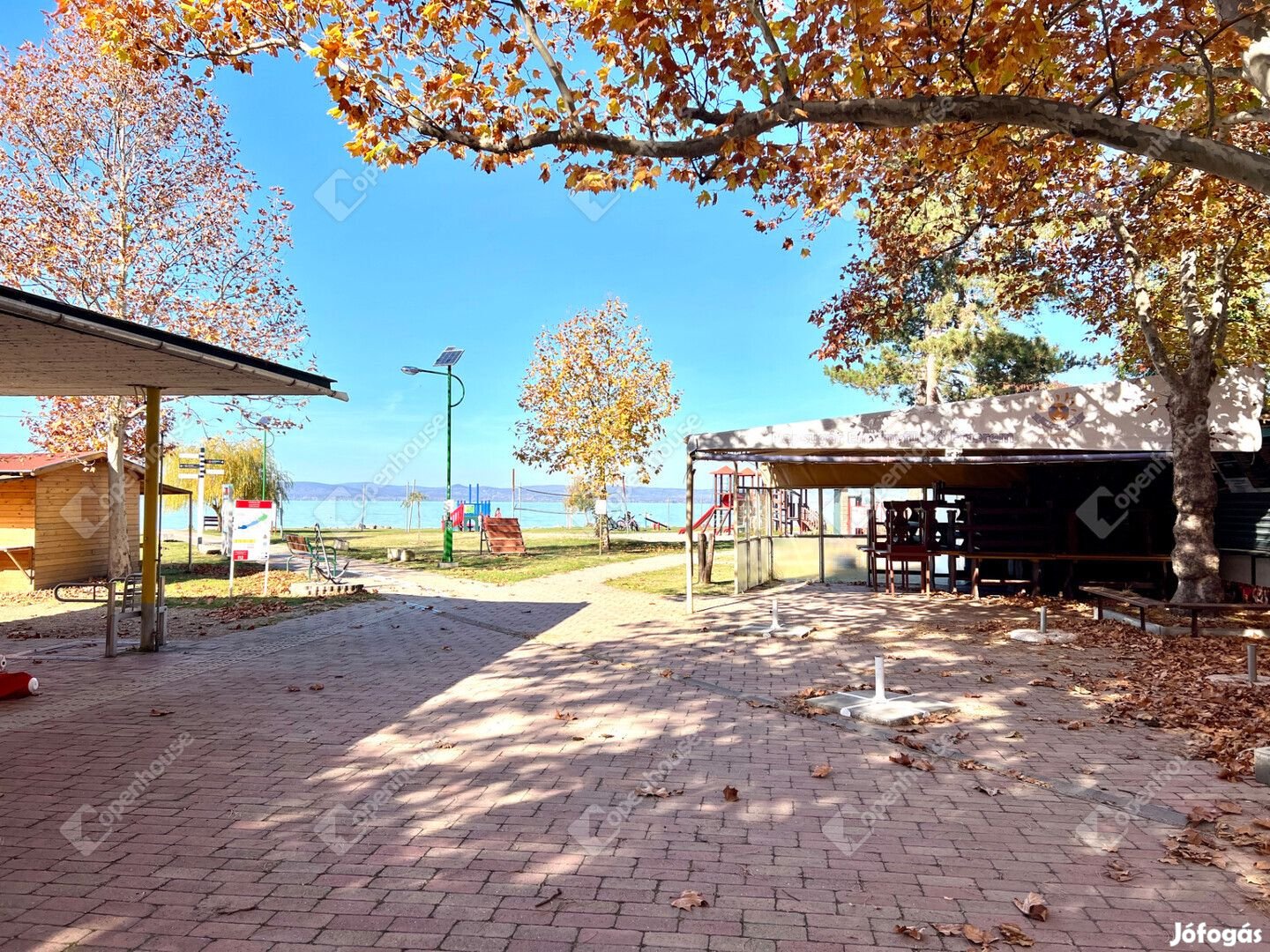 Eladó 130 nm-es étterem Balatonszemes