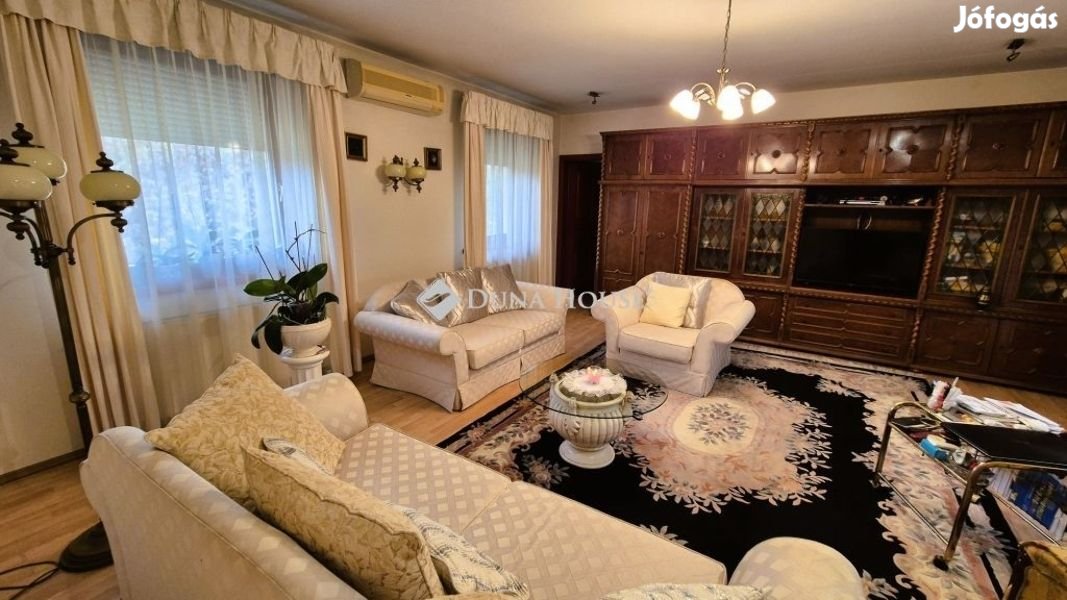 Eladó 134 nm-es ház Kecskemét