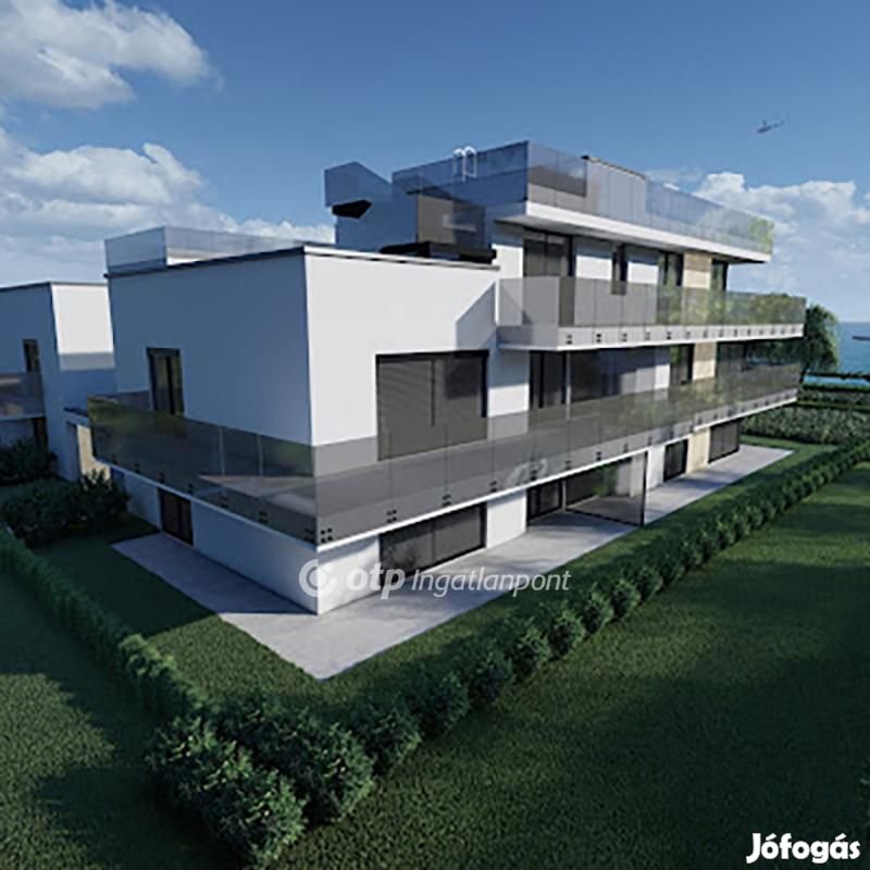 Eladó 139 nm-es lakás Siófok