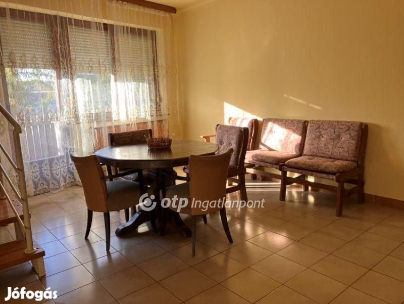Eladó 140 nm-es lakás Nyíregyháza