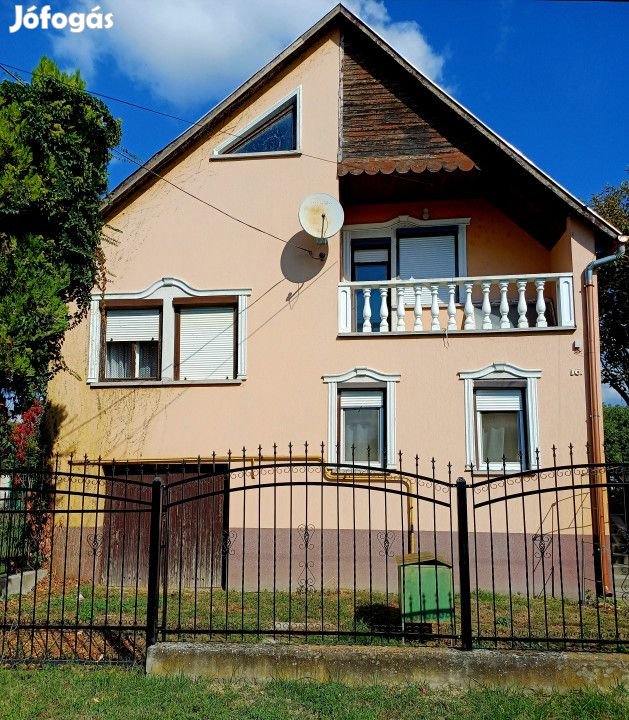 Eladó 150 nm-es Felújítandó Családi ház Szabadszállás