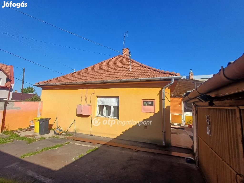 Eladó 150 nm-es ház Eger