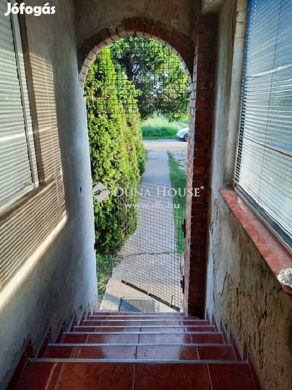 Eladó 150 nm-es ház Rakamaz