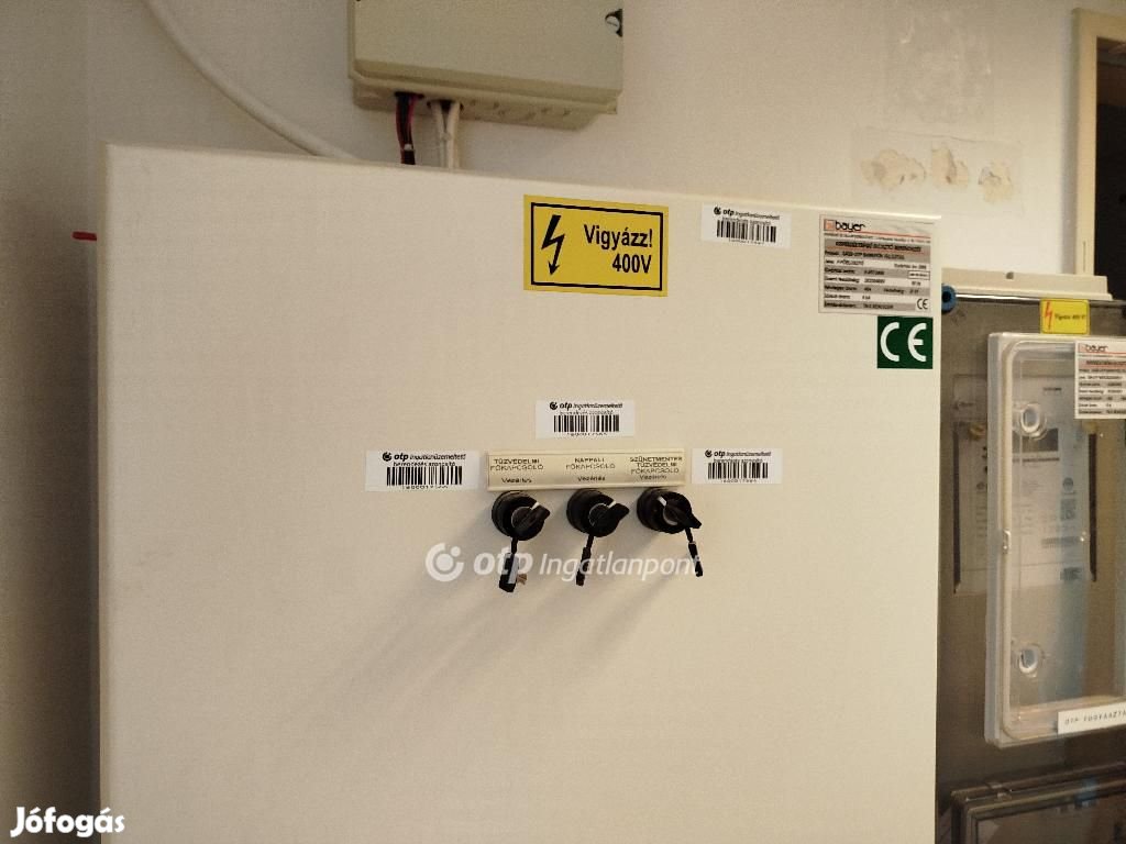 Eladó 157 nm-es iroda Sásd