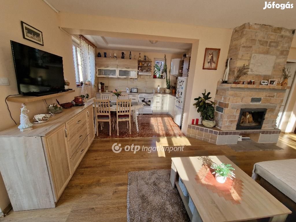 Eladó 160 nm-es ház Miskolc