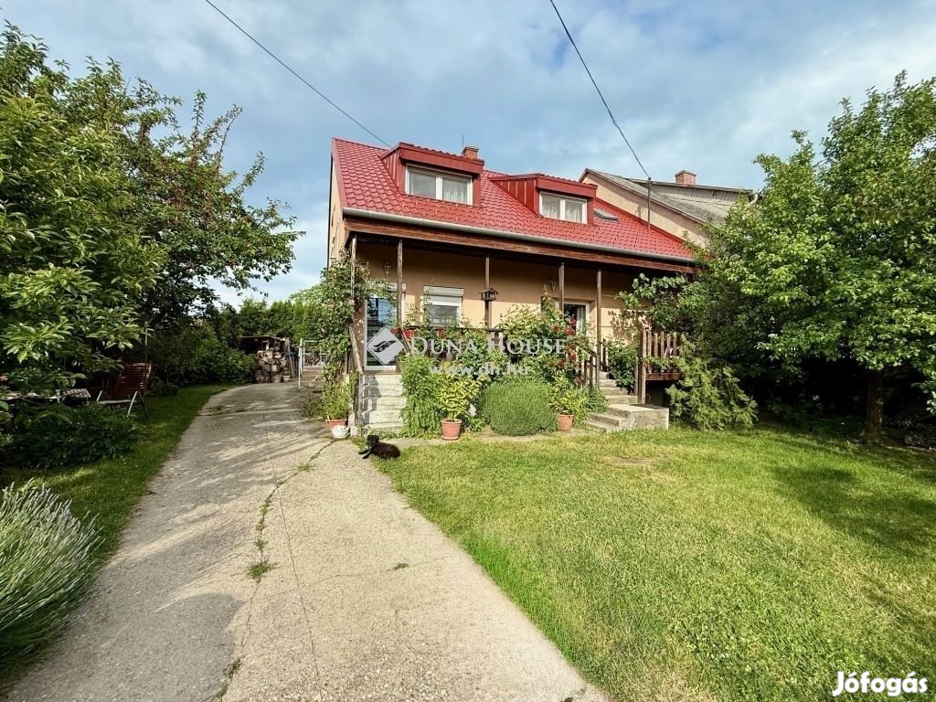 Eladó 169 nm-es ház Balatonfüred