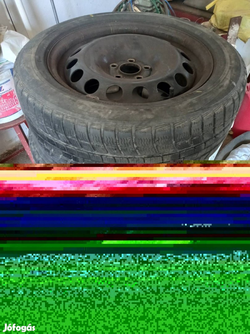 Elado 16" VW téligumi felnivel dísztárcsával