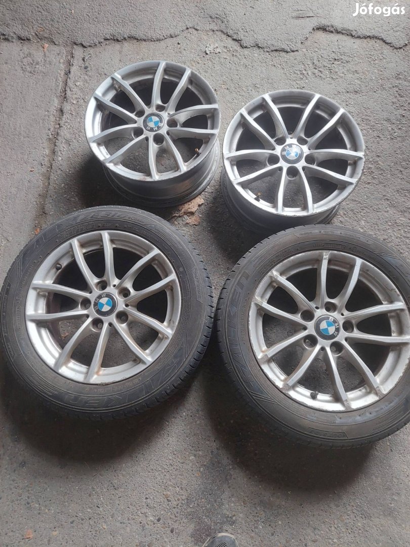 Eladó 16" gyári bmw garnitúra 