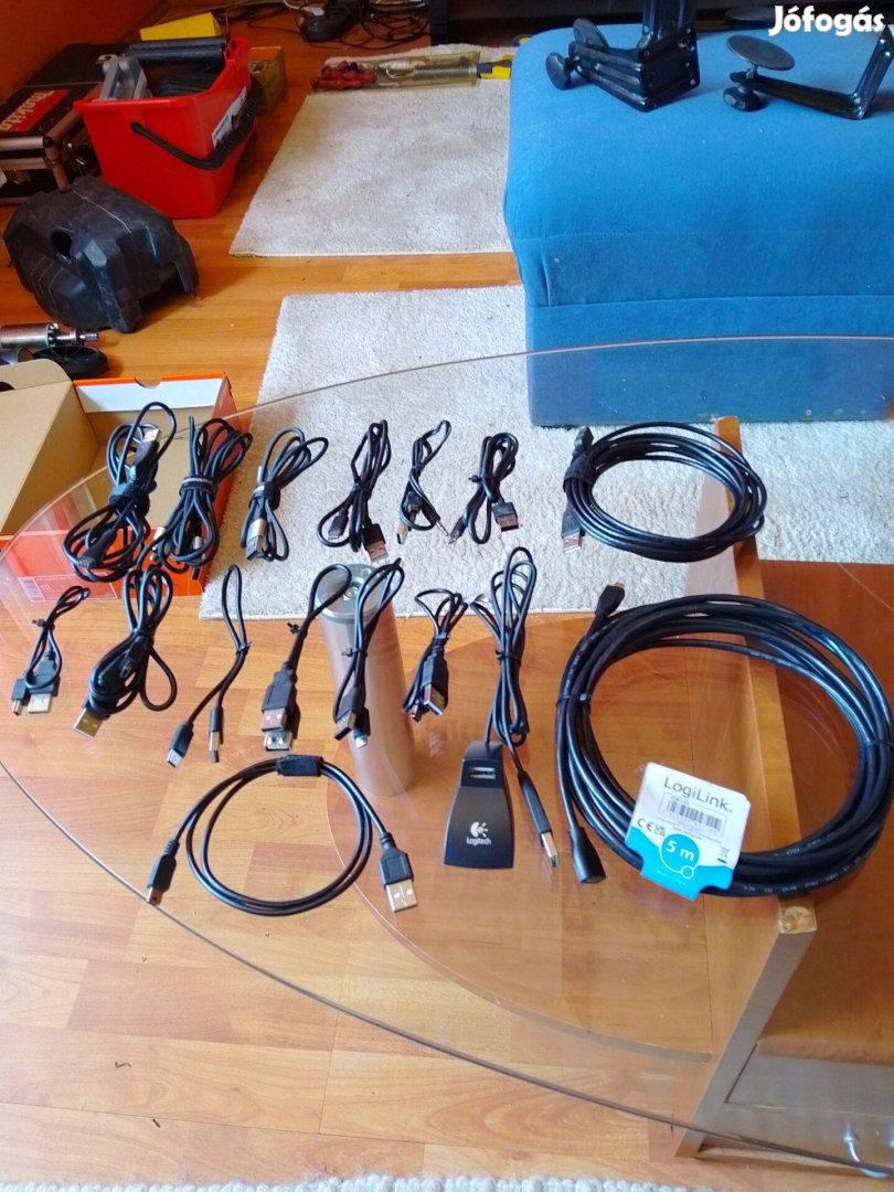 Eladó 16 db vegyes kábelek .Logitech,Mágneses baseus,Logilink,
