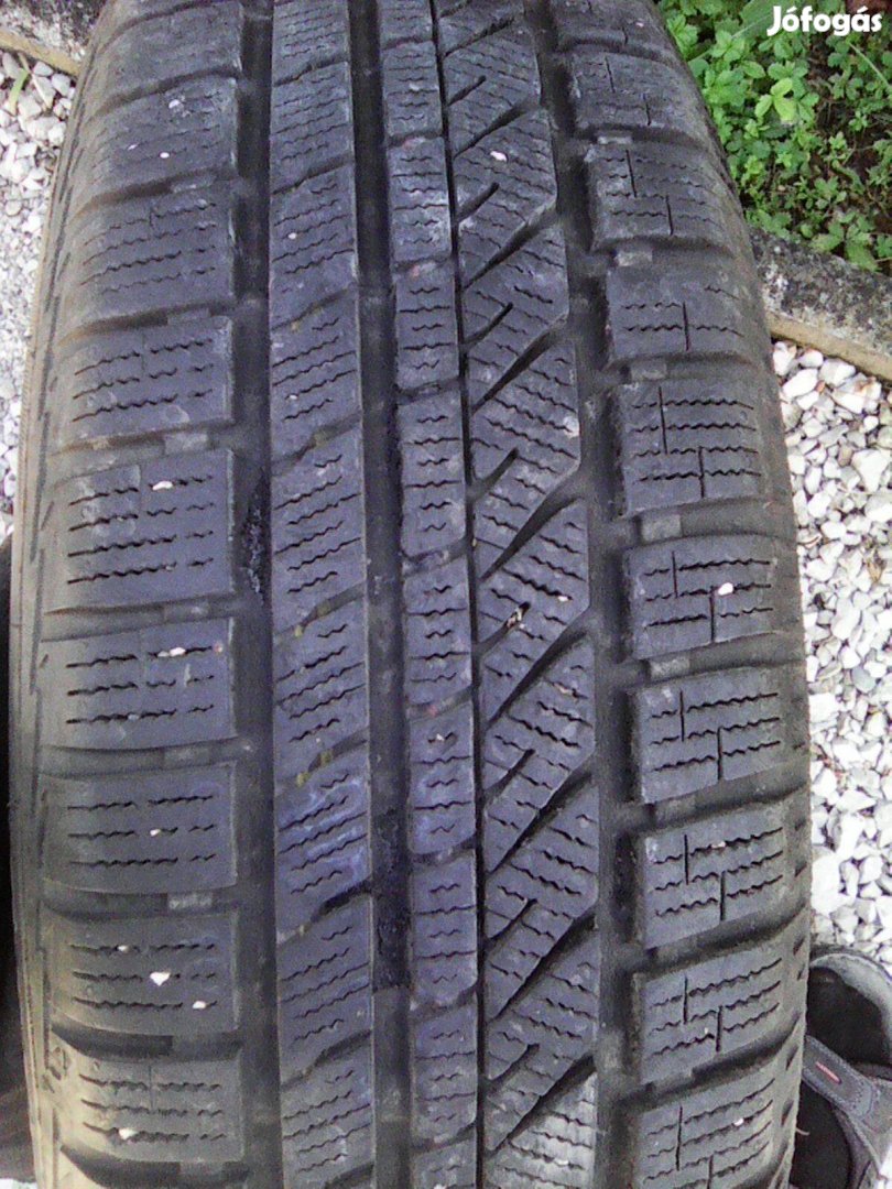 Eladó 175r65x15 gumi