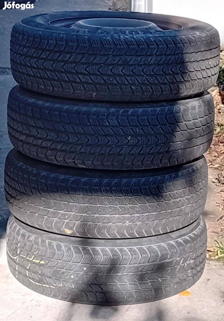 Eladó 175x70R13 jó állapotú téli gumi