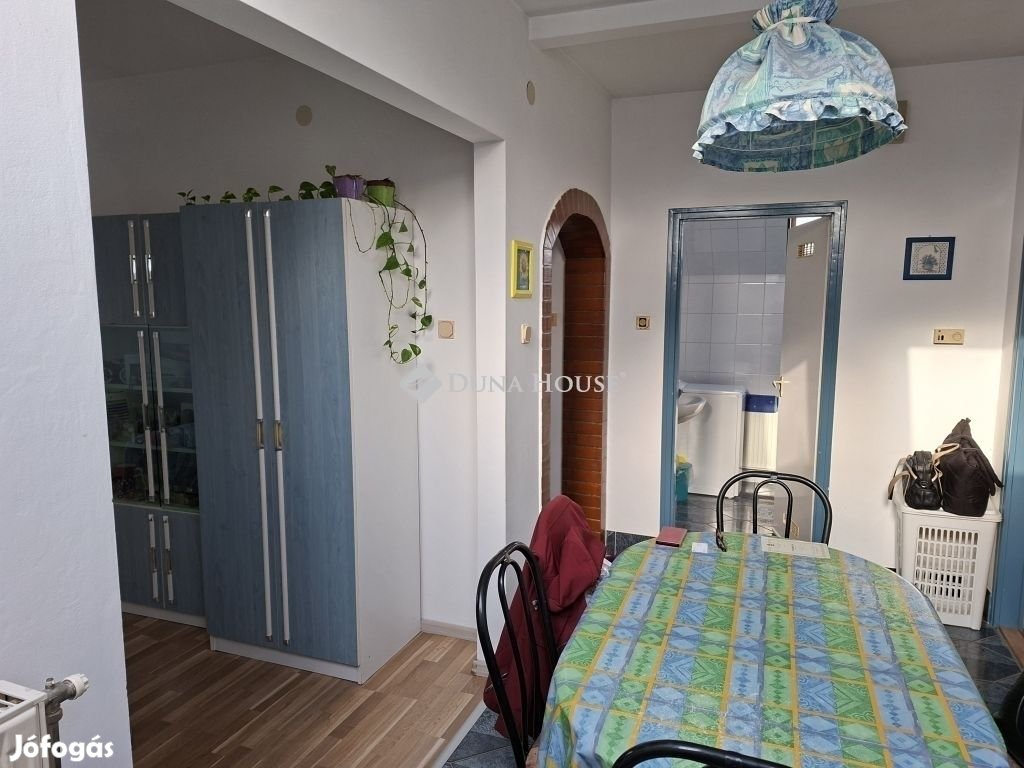 Eladó 179 nm-es ház Lovasberény