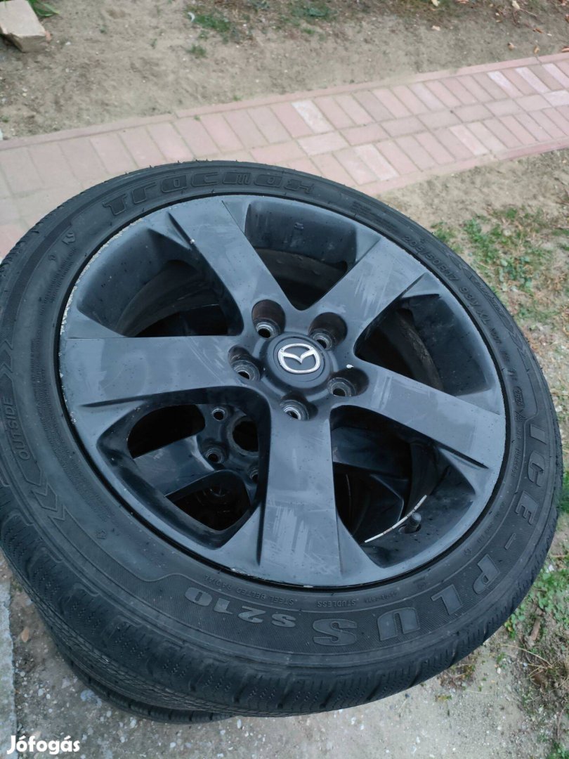 Eladó 17", Mazda Gta felni szett, 2024 évjáratú téli gumival