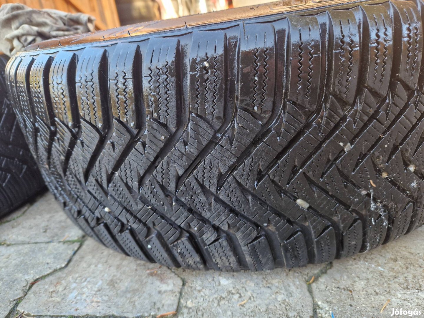 Eladó 17" alufelni 225/45/17 téligumival