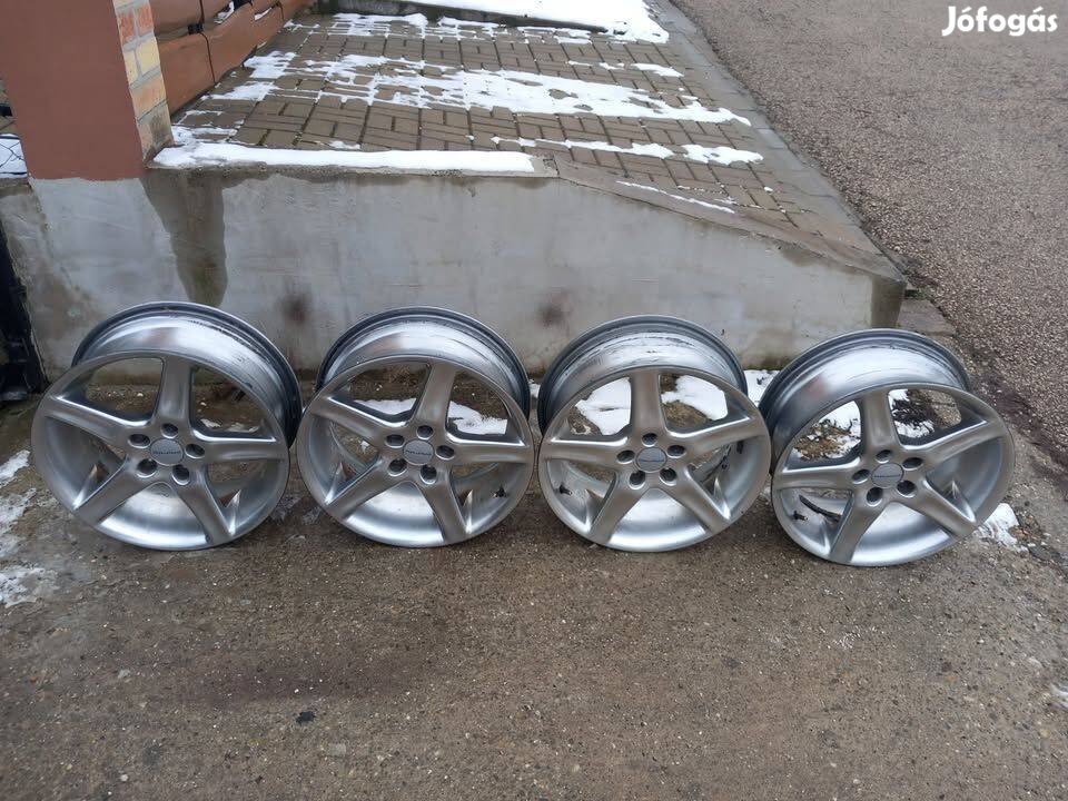 Eladó 17" alufelni 5x114.3 osztókörrel,67.1agymérettel