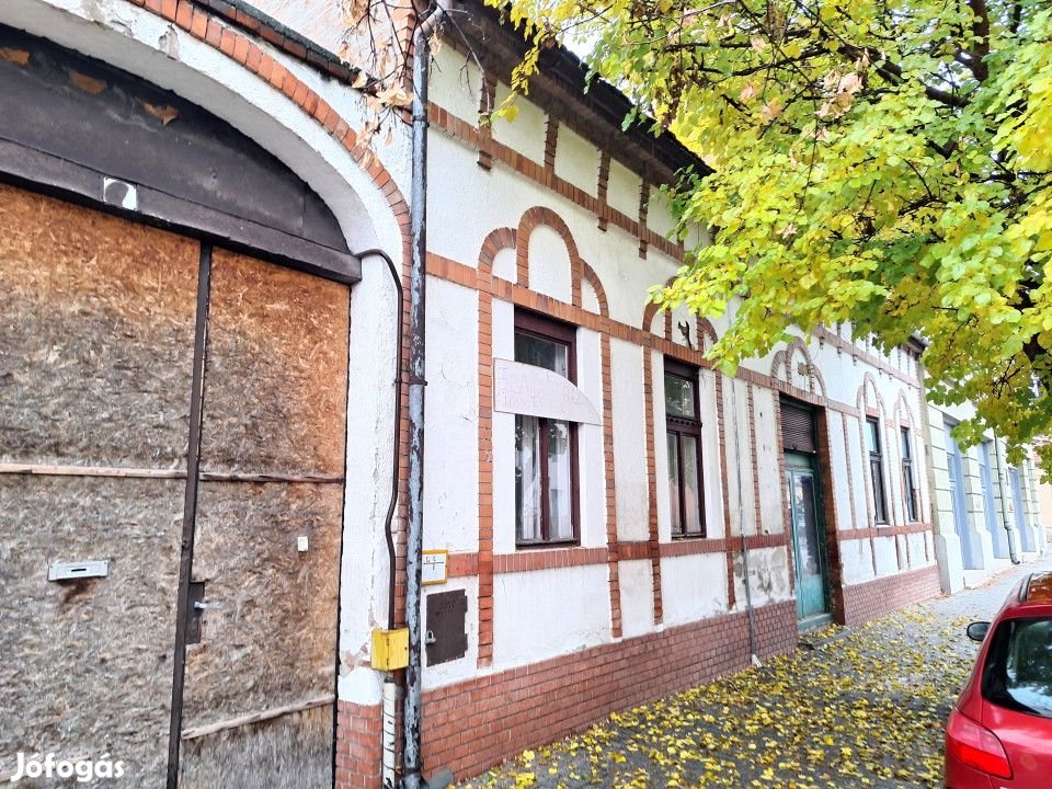 Eladó 187 nm-es Felújítandó Családi ház Hódmezővásárhely