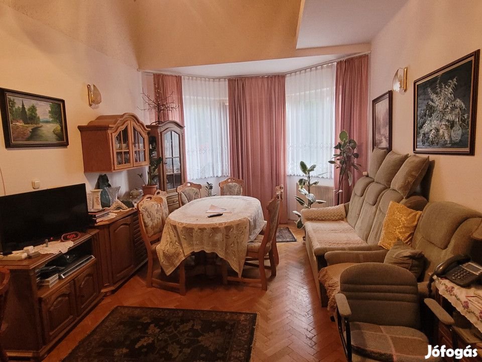 Eladó 194 nm-es Családi ház Győr