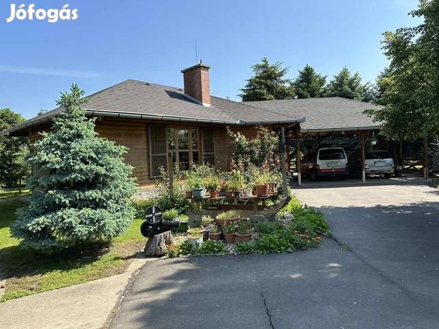 Eladó 194 nm-es Újszerű állapotú Családi ház Gyula