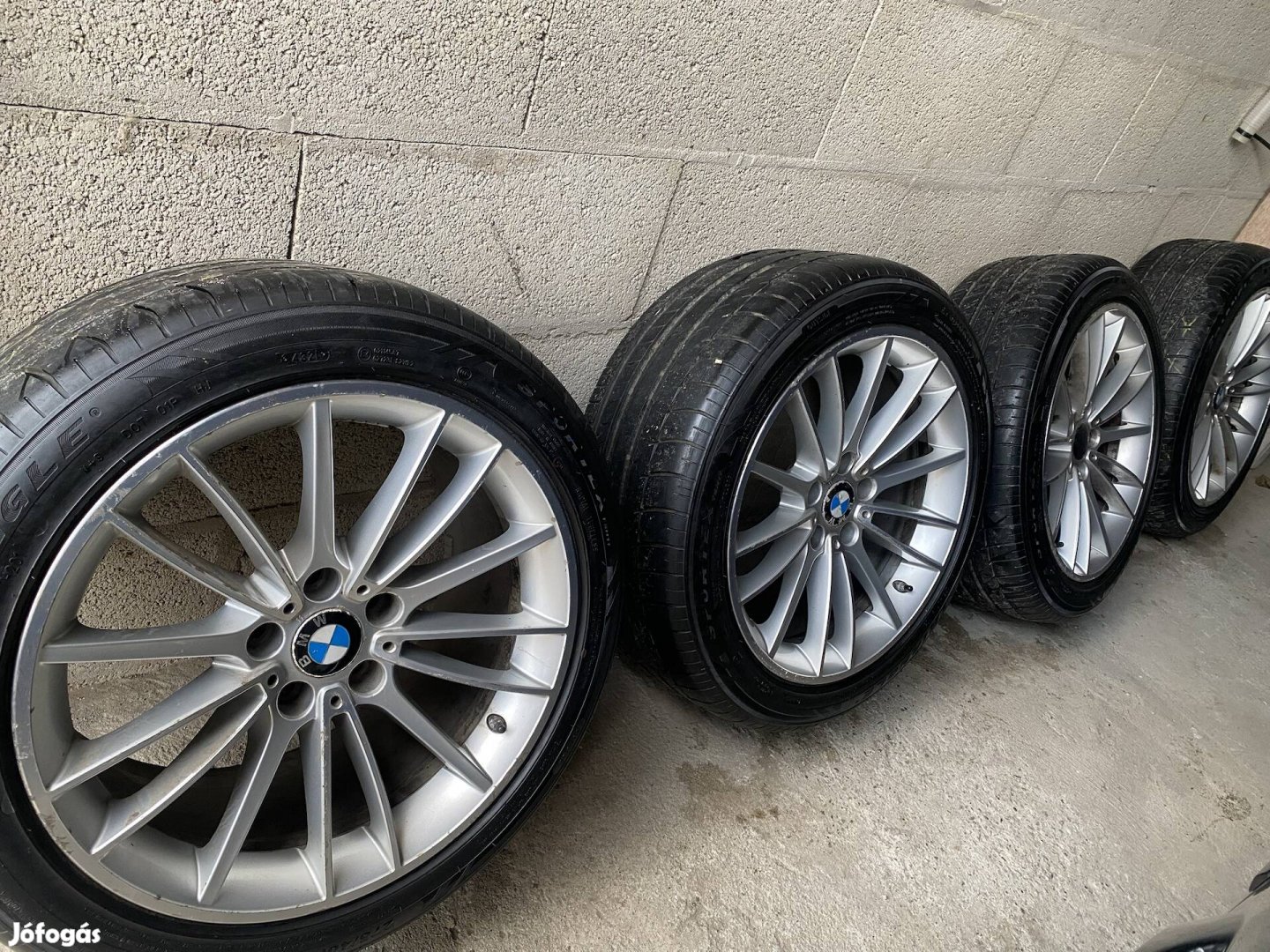 Eladó 19" BMW Alufelni Nyári gumival