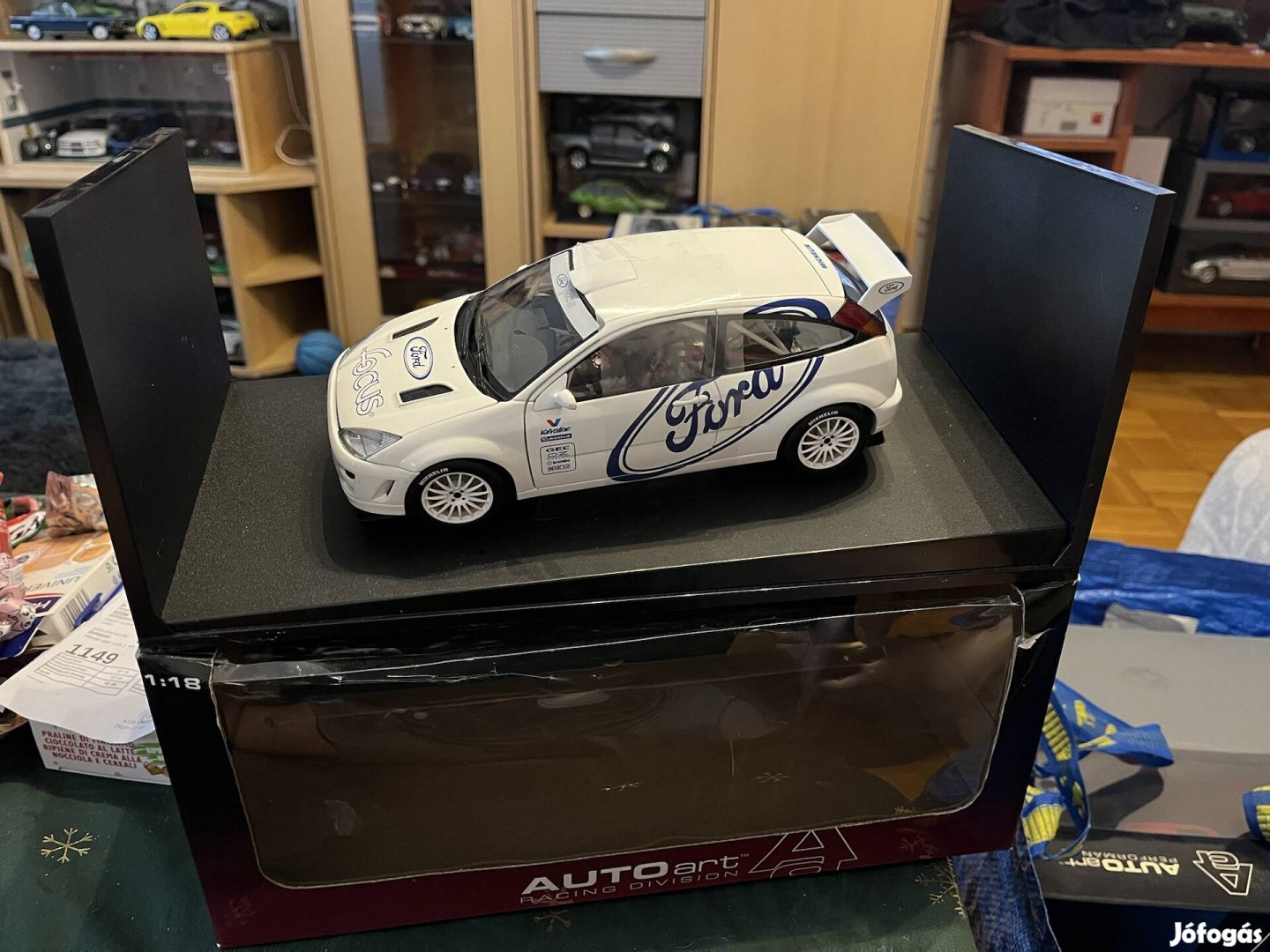 Eladó 1:18 Autoart Ford Focus WRC