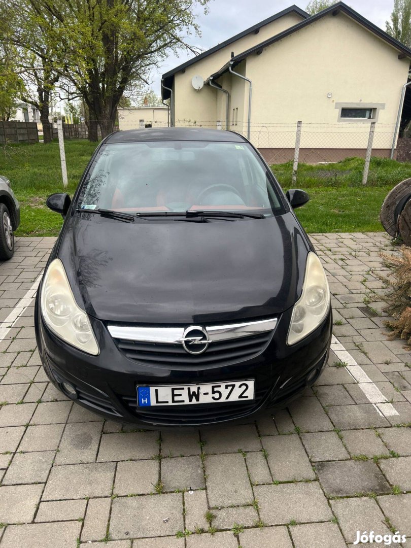 Eladó 1,4 benzines Opel Corsa D